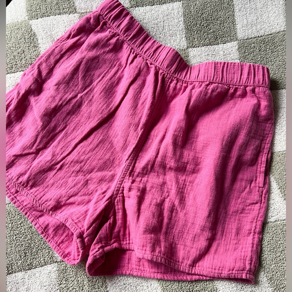 (universal thread) *shorts only* fuchsia pink casual soft linen slip-on shorts